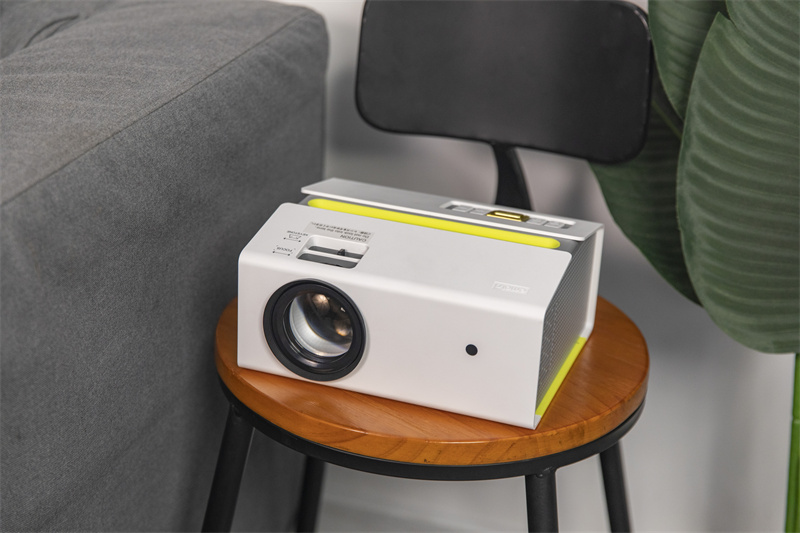 Emotn C1 Projector